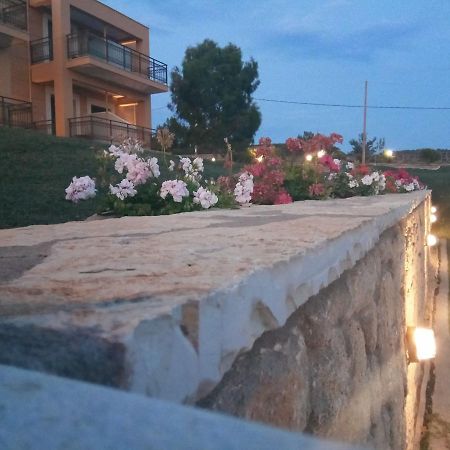 Finiki Plaza Aparthotel Methoni  Exterior foto