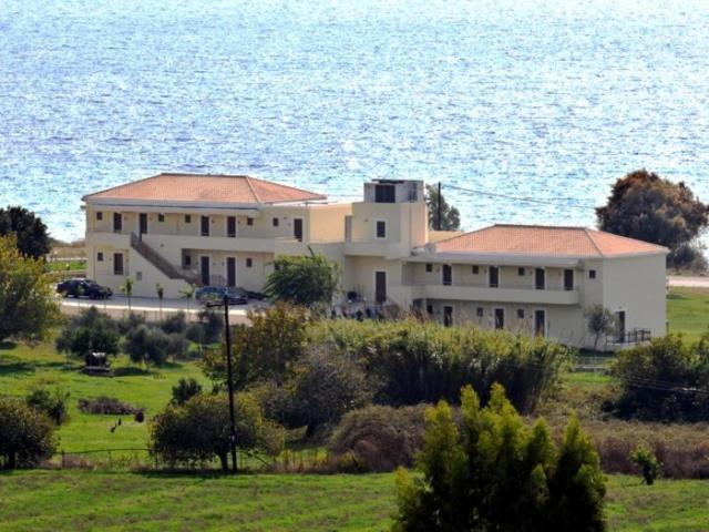 Finiki Plaza Aparthotel Methoni  Exterior foto