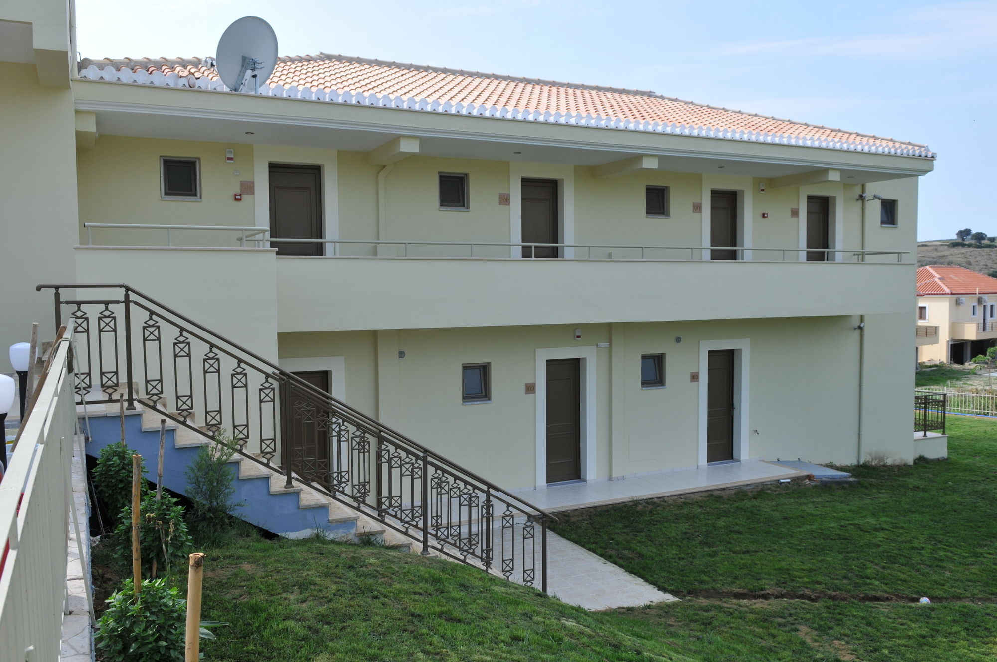 Finiki Plaza Aparthotel Methoni  Exterior foto